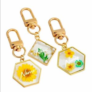 Custom name keychain